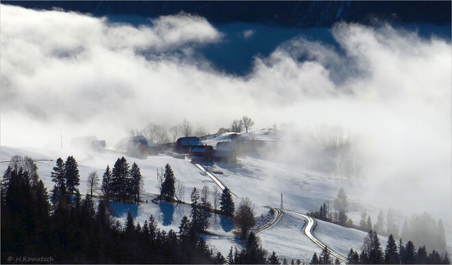 Dörfl im Nebel
