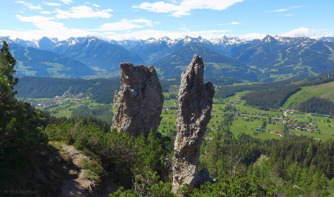 Markante Felsen und Panoramablick