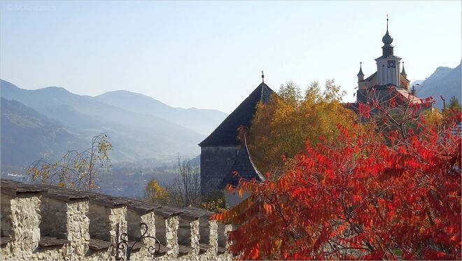 Herbst auf der Burg Strechau