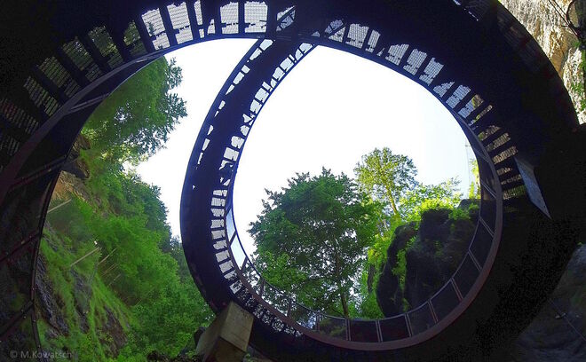 Wendeltreppe in die Klamm