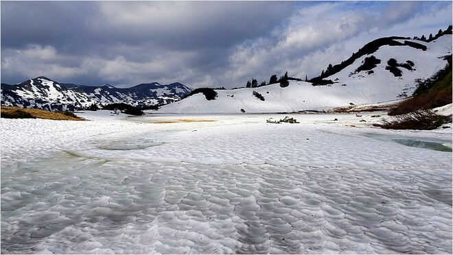 Am noch winterlichen Plannersee