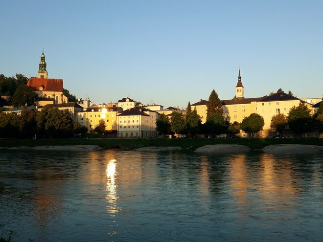 Frühmorgens am Weg zur Schranne...