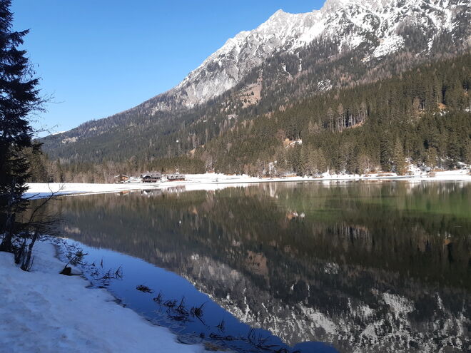 Frühlingserwachen im Gebirge
