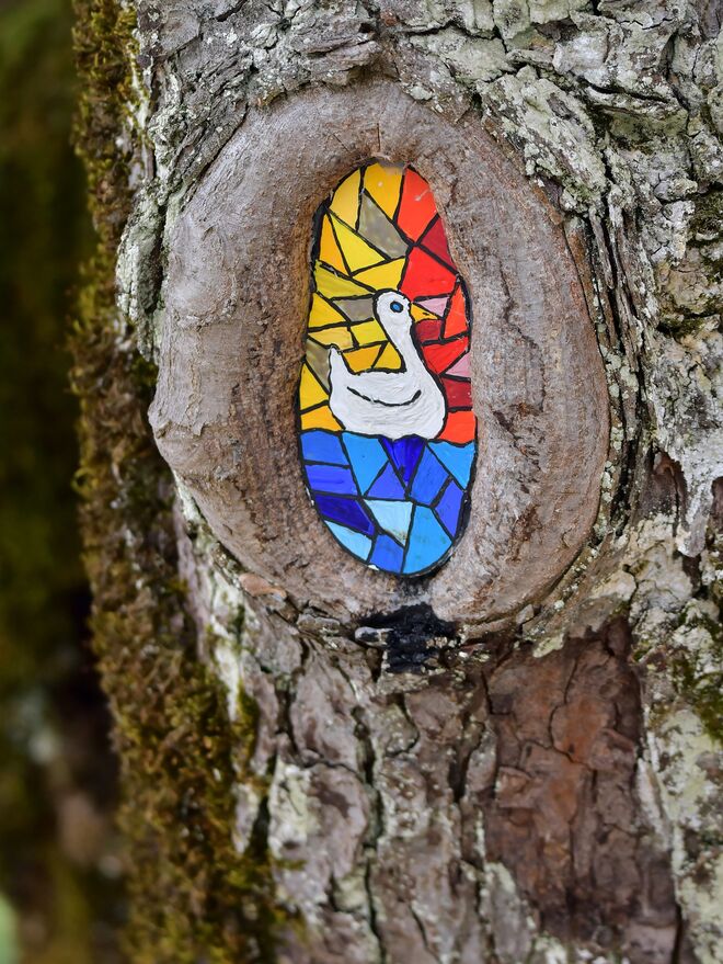 Passendes Kunstwerk am Lepiweiher
