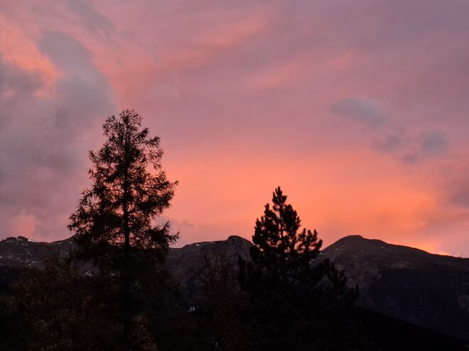 Morgenrot bei Föhn