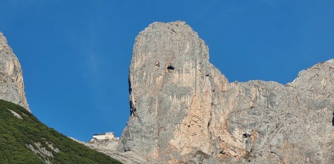 Berg mit "2 Augen "