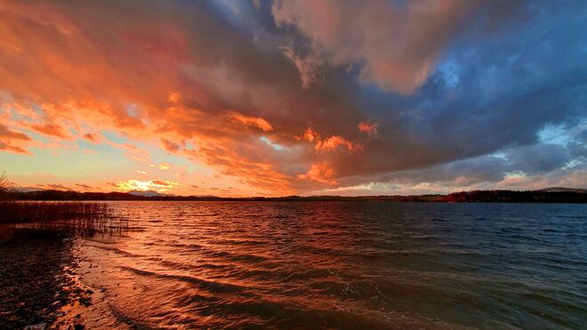 Sonnenuntergang am Wallersee