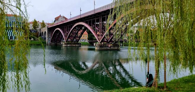 Brücke in...