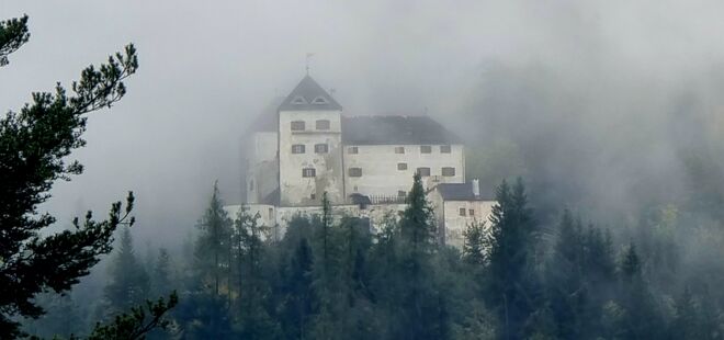 Mystische Burg