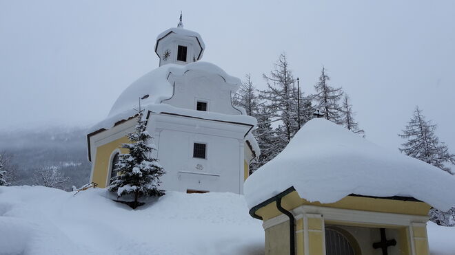 Böckstein Kirche im tiefen Schnee