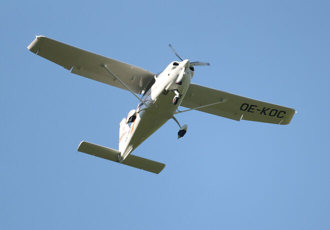 Maikäfer flieg !