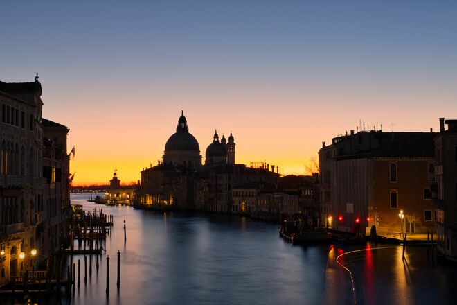 Von der Accademia Brücke Venedig