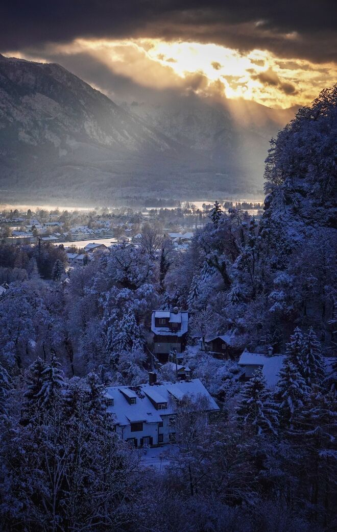 Blick auf Rainberg und Untersberg.