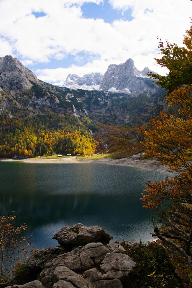 Licht und Schatten am hinteren Gosausee