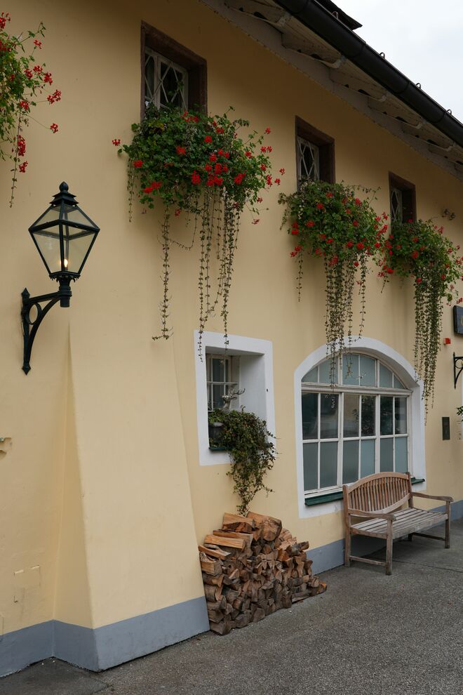 Blumenpracht am Schlosshotel..