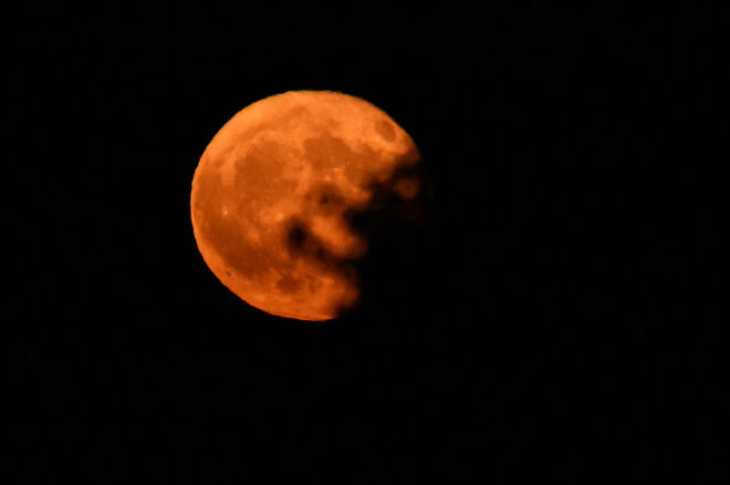 Erdbeermond