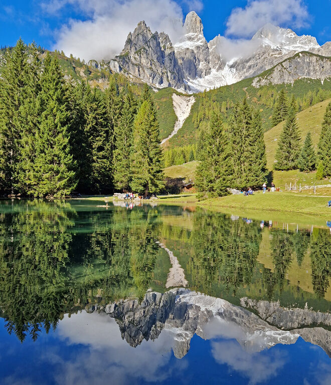 Bischofsmütze Spiegel im See