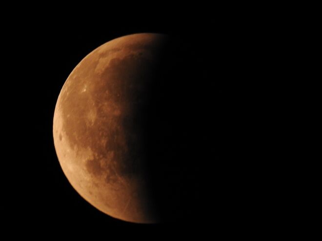 Blick zum Mond