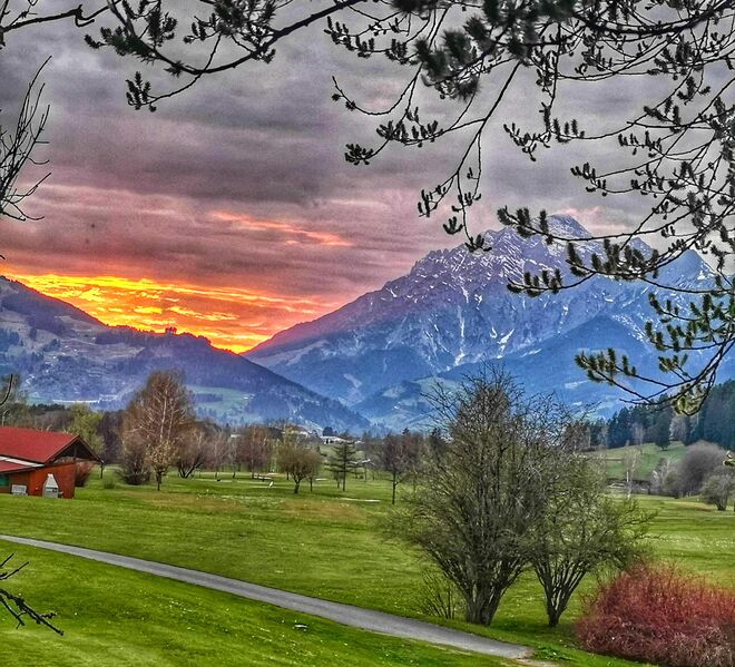 Sonnenuntergang vom Golfplatz Urslautal