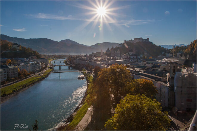 Herbstliches Salzburg am Morgen