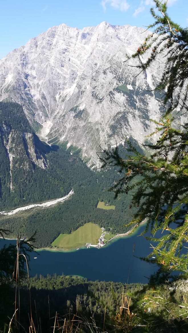 Traumhafter Blick vom Feuerpalfen auf Watzmann, Königssee mit St. Bartholomä