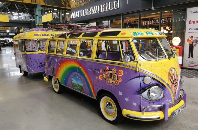 Flower Power Bulli