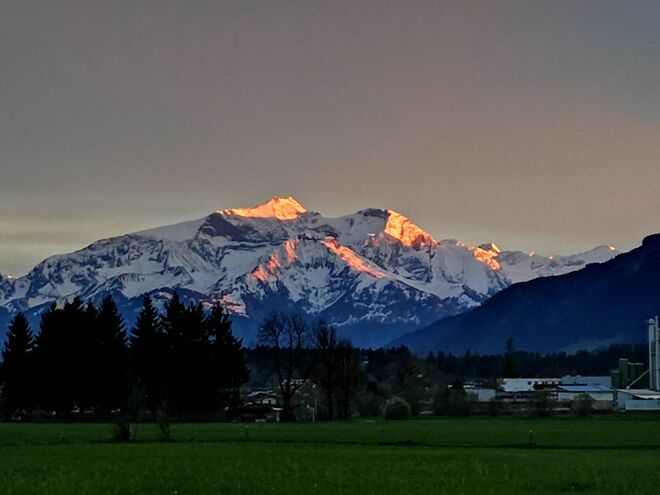 Die hohen Tauern mit Imbachhorn mittig
