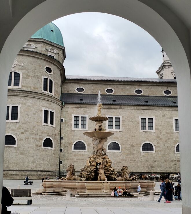 Residenzbrunnen