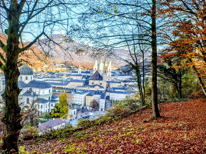 Herbstwetter in der Stadt