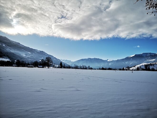 FÖHNWOLKEN hängen über das Saalachtal