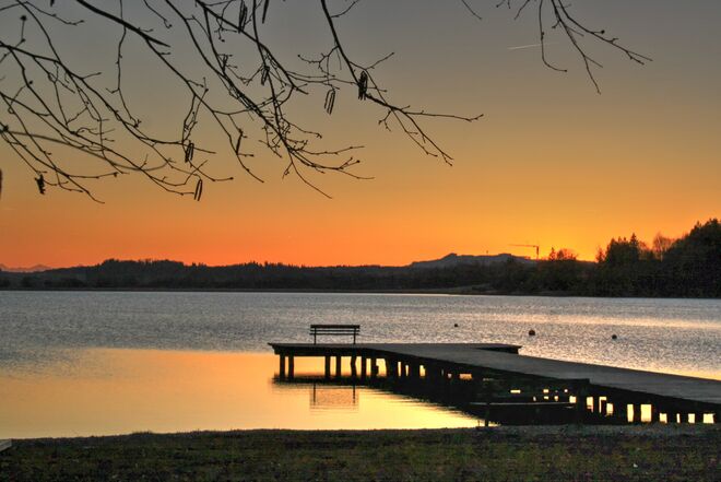 Gestern konnte ich kurz nach Sonnenuntergang diese schöne Stimmung fotografisch festhalten