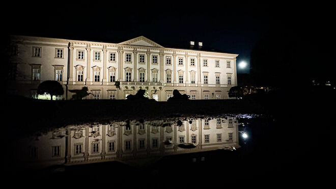 Schloss Mirabell mit Vollmond