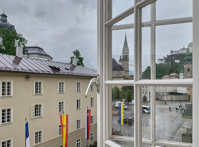 Regen gehört auch zu den Pfingstfestspielen ; )