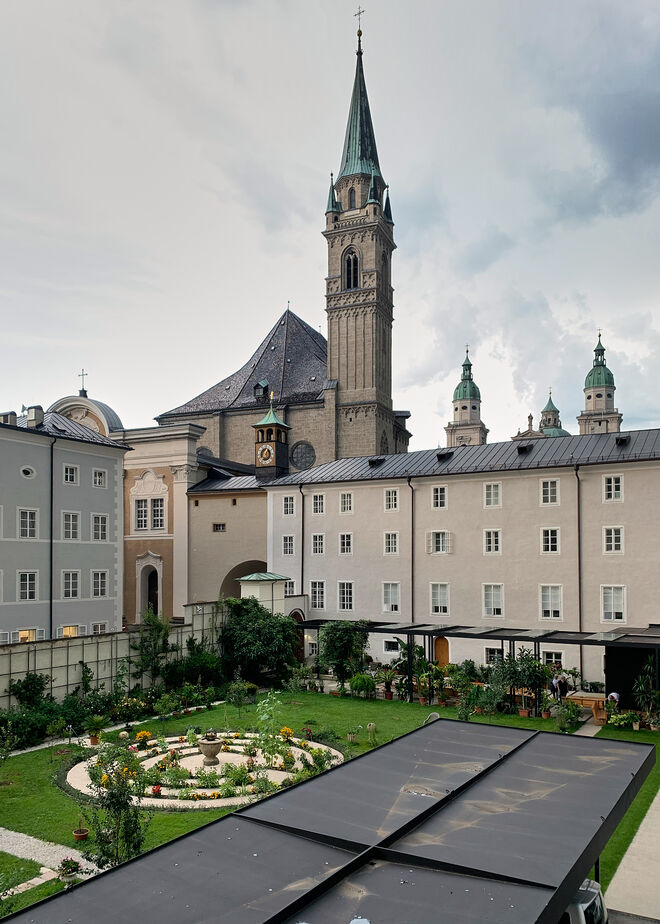 Blick in den Franziskanergarten