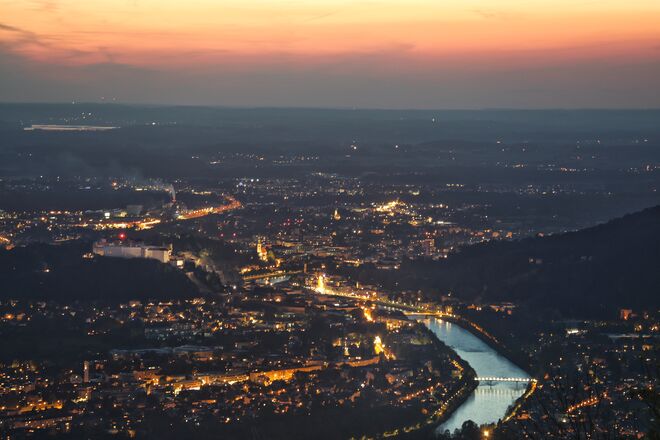 Salzburg in der Abenddämmerung