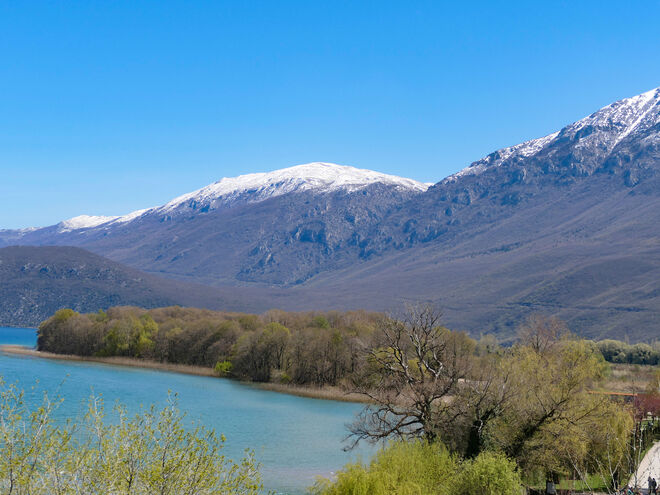 Balkansee im Frühling