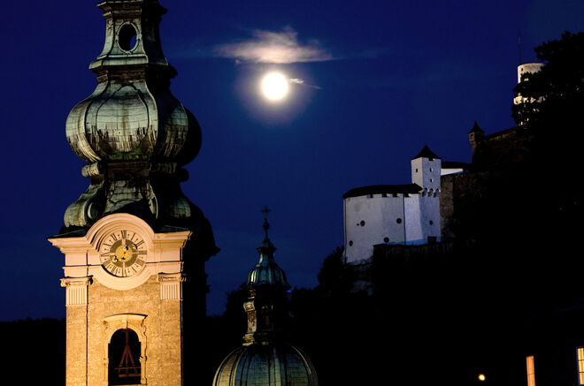 Der Mond leuchtet mir den Weg