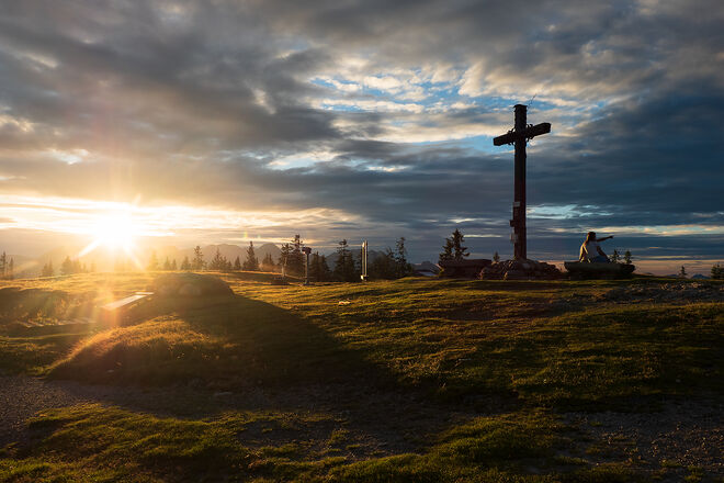 Kraftvoller Sonnenuntergang