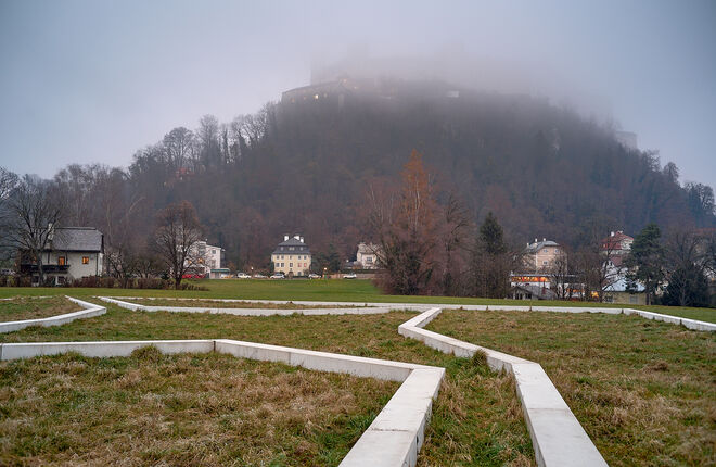 Festung im Nebel