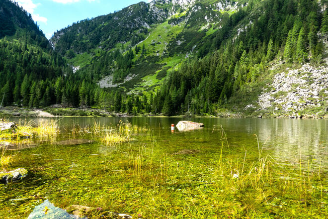 Der Weg ist unter Wasser
