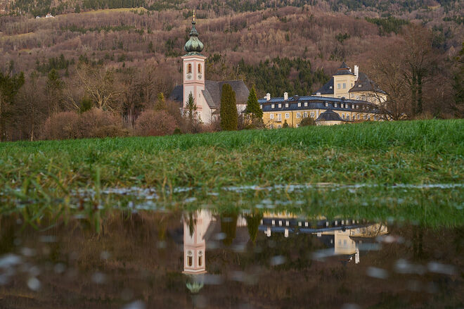 Pfarrkirche und Schloss Aigen