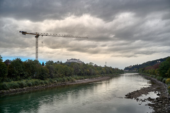 Blauer Himmel im Westen