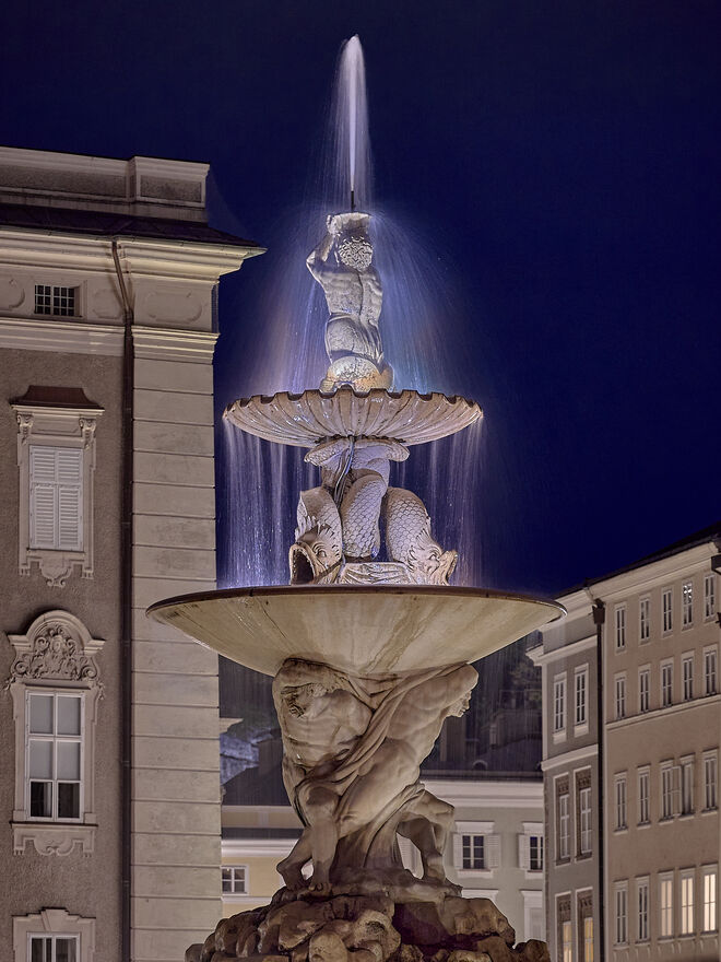 Nächtlicher Residenzbrunnen
