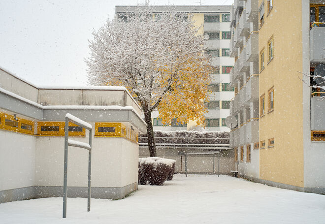 Winter und die Farbe Gelb