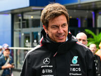 Mercedes verlängert mit Russell und Antonelli – Wolff lässt sich Hintertür offen