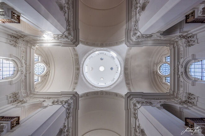 Kollegienkirche