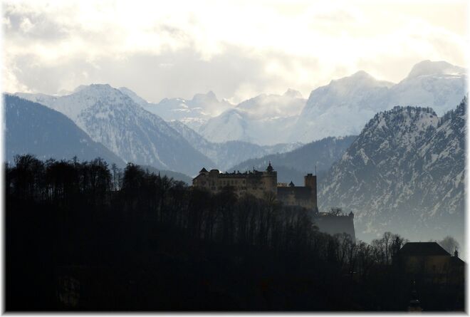 Blaue Stunde mit Festung