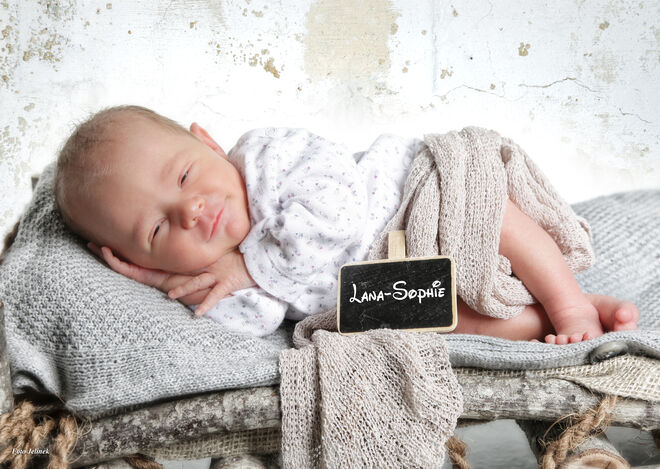 Lana-Sophie