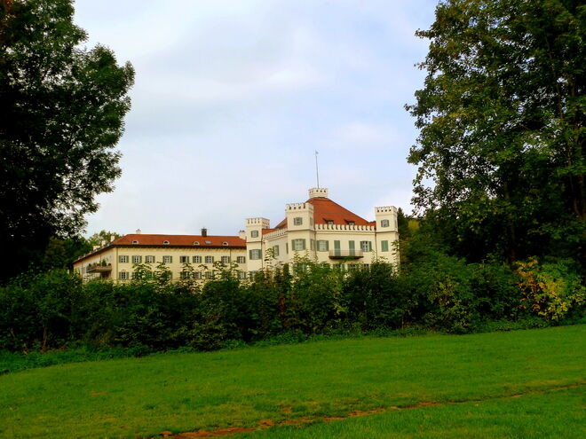 Schloß Possenhofen