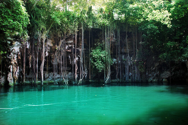 Cenote Yokdzonot
